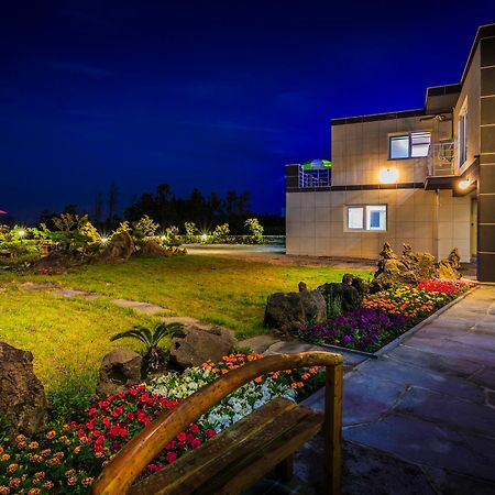 Gloryhill Pension Seogwipo Dış mekan fotoğraf