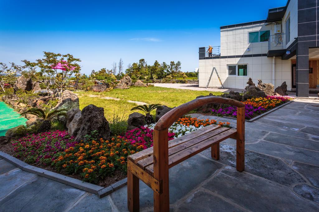 Gloryhill Pension Seogwipo Dış mekan fotoğraf